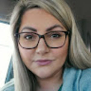 Meet your Posher, Casey